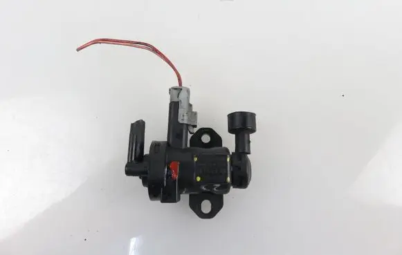 Peugeot 406 Valve vacuum 0928400309 9628971180