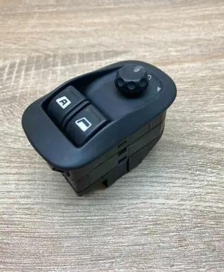 Peugeot 206 Wing mirror switch USED