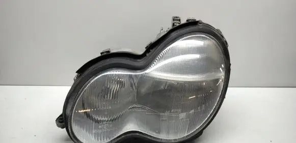 Mercedes-Benz C W203 Headlight/headlamp A2038200161