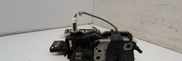 Peugeot 5008 II Rear door lock 16943632