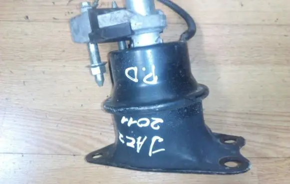 Honda Jazz Engine mount bracket