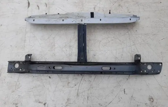 Renault Master II Top upper radiator support slam panel 7751690121 7751688435