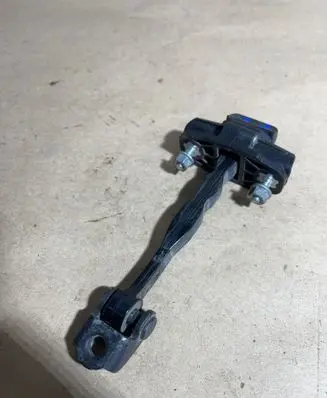 Ford Turneo Courier Front door check strap stopper A23500