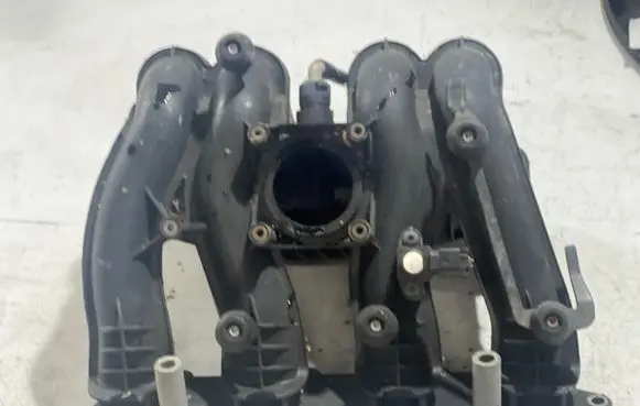 Mercedes-Benz E W210 Intake manifold 1111412001 A1111412001 2900304569