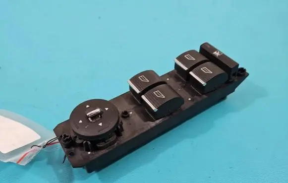 Ford Focus Electric window control switch AM5T14A132AA IMPRK1377730