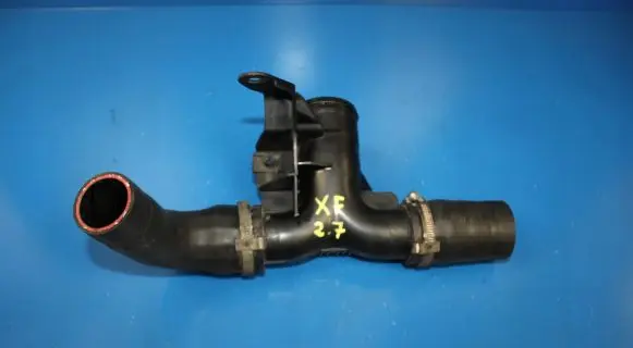 Jaguar XF X250 Intercooler hose/pipe 4R836N870AB