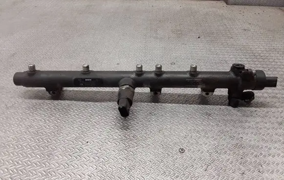 Hyundai Santa Fe Fuel main line pipe 0445214075 3140027001