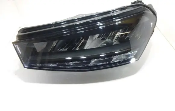 Skoda Fabia Mk4 (6VA) Headlight/headlamp 6VB941015 L449524 L4495245CCF