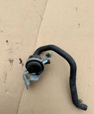 Mercedes-Benz CLA C117 X117 W117 Electric auxiliary coolant/water pump A0005000686