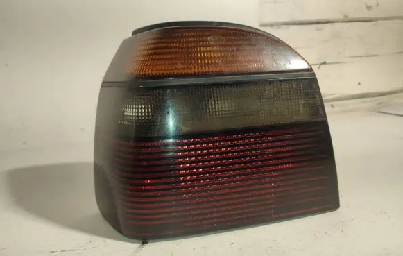 Volkswagen Golf III Rear/tail lights 1h6945257