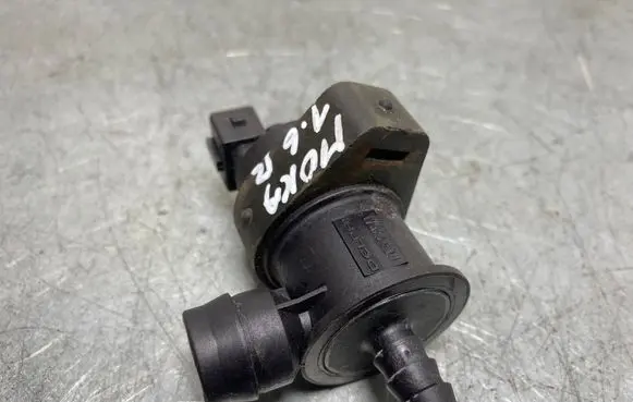 Opel Mokka Vacuum valve 13110331