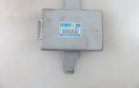 Suzuki Vitara (ET/TA) Engine control unit/module 3888078E0