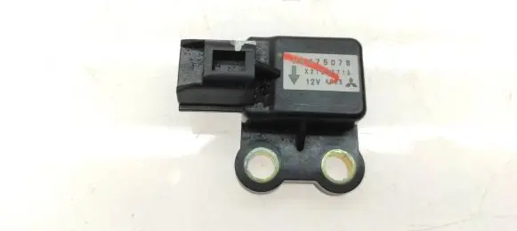 Mitsubishi Outlander Yaw turn rate sensor MR475078 X2T22371A 4625