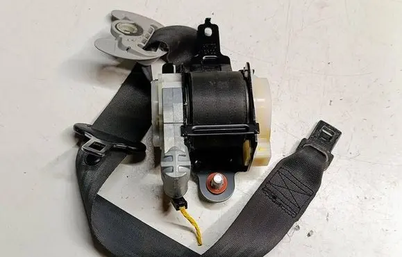 Hyundai ix35 Front seatbelt AW14F15