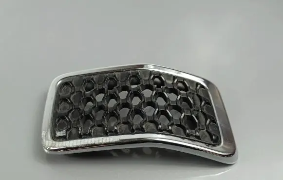 Jeep Cherokee Front bumper upper radiator grill 68323774AB6