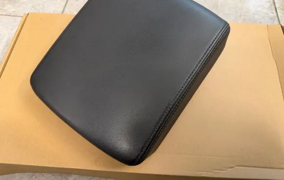 Volkswagen Amarok Armrest 