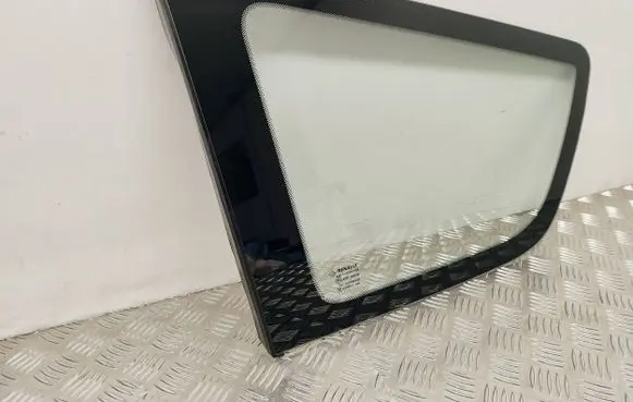 Renault Scenic III - Grand scenic III Rear side window 43R00048 E000255 DOT24M188AS2