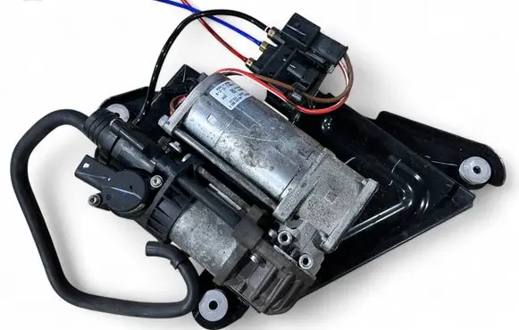BMW i4 Air suspension compressor/pump 4430210011 26071679 SCM765