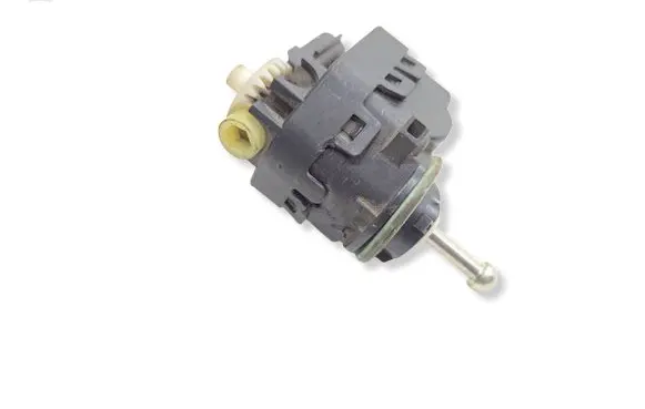 Renault Kadjar Headlight level adjustment motor 260562319R 01004020 20180722