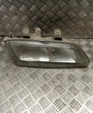Nissan Primera Headlight/headlamp