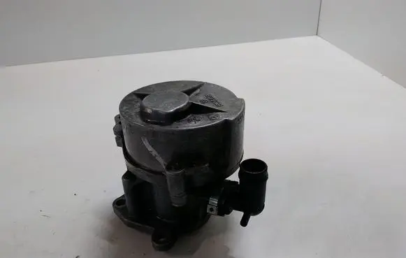 Renault Scenic II - Grand scenic II Vacuum pump D163322916 2A250903