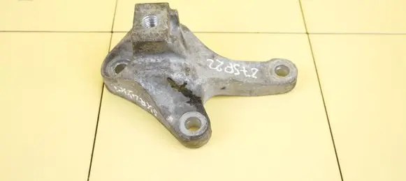 Ford Kuga II Gearbox mounting bracket BM517M125CE JQMA