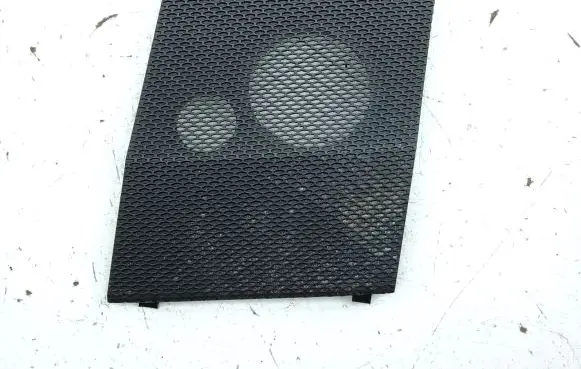 Side speaker trim/cover
