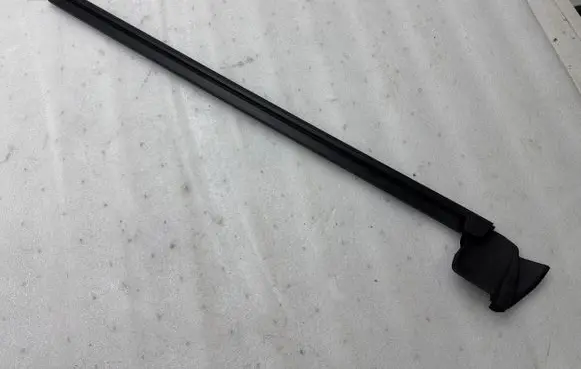 Tesla Model Y Front door rubber seal 150006300C