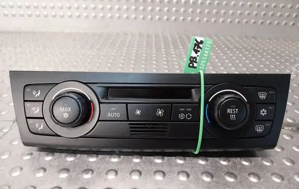 BMW 1 E82 E88 Climate control unit 6961595