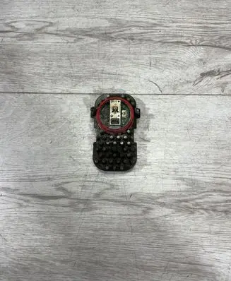 BMW X5 E70 LED ballast control module 1305715084