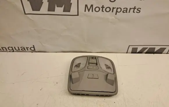 Hyundai i40 Front seat light 