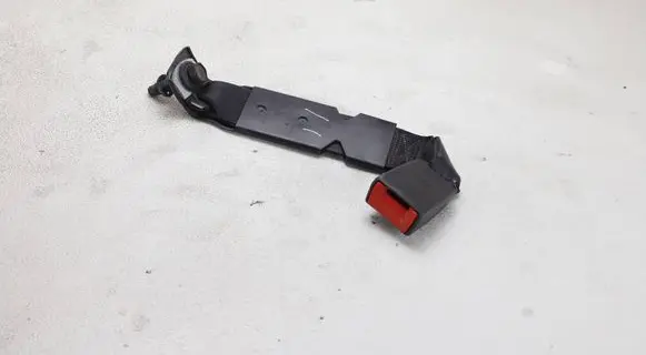 Dodge RAM 1500 DS Rear seatbelt buckle 34027322 P5K0371X9AB