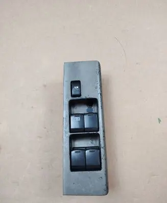 Nissan Navara D40 Electric window control switch 2259004216A28A