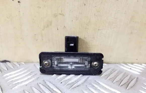 Volkswagen Phaeton Number plate light 1J6943021B