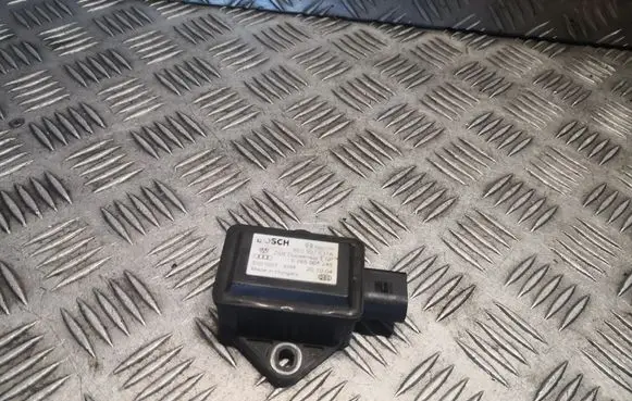 Volkswagen Phaeton Acceleration sensor 8E0907637A