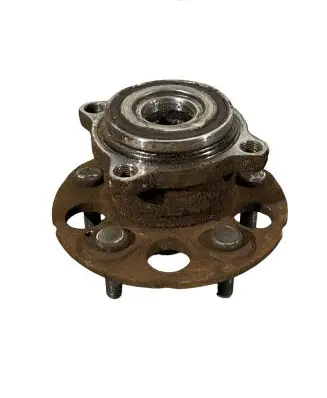 Honda CR-V Rear wheel hub