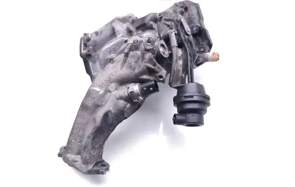 Mercedes-Benz E W212 EGR valve A6511400460 A2C53418577 A6511420067