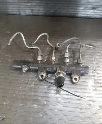 Nissan Juke I F15 Fuel main line pipe H8201225030