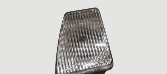 Volkswagen PASSAT B2 Front fog light 8369R19 301-125515 HELLA