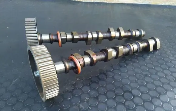 Opel Astra H Camshaft 0097798