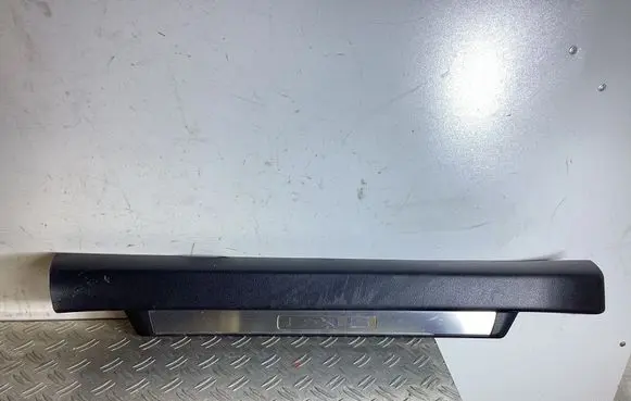 Lexus GS 250 350 300H 450H Front sill trim cover 6791030070 6791030080