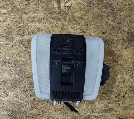 Mercedes-Benz C W204 Front seat light A0128206610 A2048201823 A2075400009