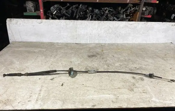 Gear shift cable linkage