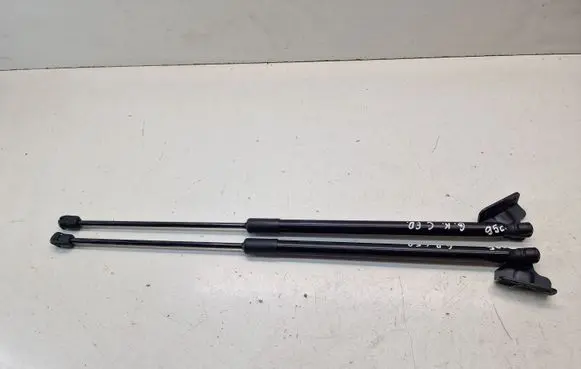 KIA Ceed Tailgate/trunk strut/damper 81770J7200 81780J7200