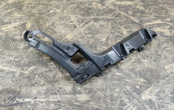 Opel Mokka B Rear bumper mounting bracket 9835237980