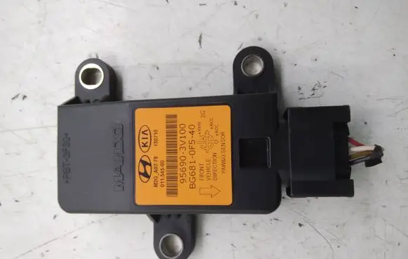 Hyundai i40 ESP acceleration yaw rate sensor 956903V100 01154500 BG6810F540