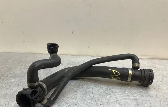 BMW 6 E63 E64 Engine coolant pipe/hose 7508036