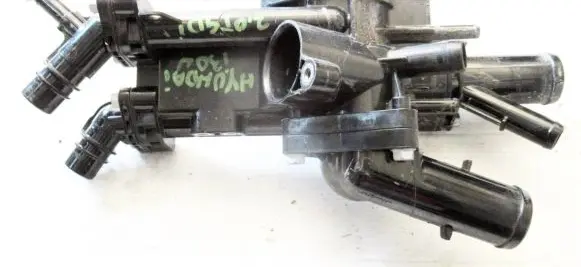 Hyundai i30 Engine coolant pipe/hose 25631-2GXXX
