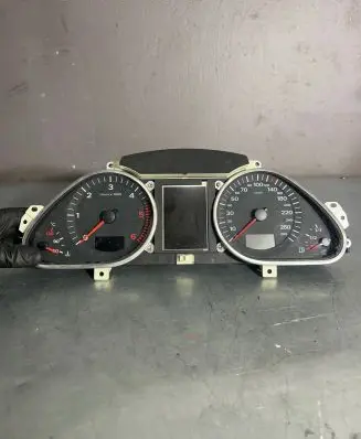 Audi A6 S6 C6 4F Speedometer (instrument cluster) 503000734201