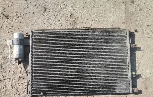 Volvo XC90 A/C cooling radiator (condenser) 31101052